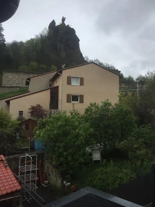 Tres Jolie Appartement Aiguilhe