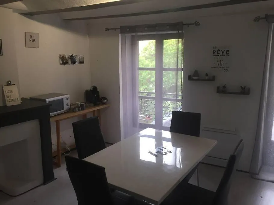 Apartment Tres Jolie Appartement Aiguilhe